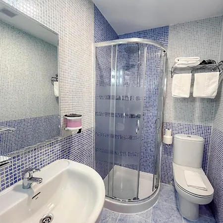 Albergue Santiago 2