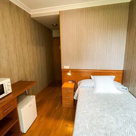 Santiago 2 Albergue