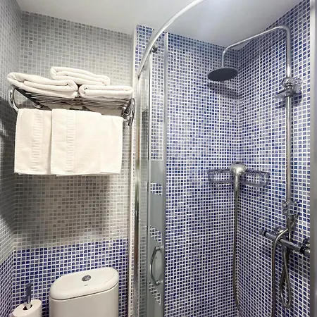 Albergue Santiago 2