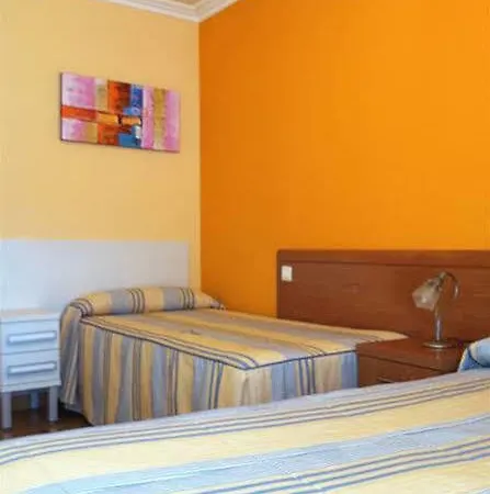 Santiago 2 Guest house Burgos