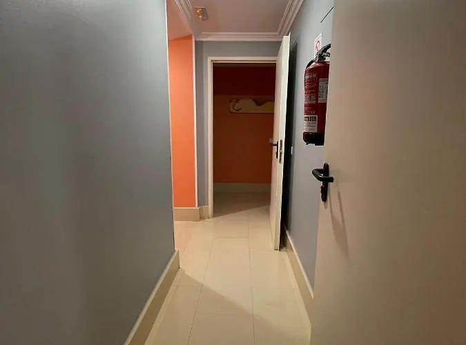 Santiago 2 Gasthuis 2*